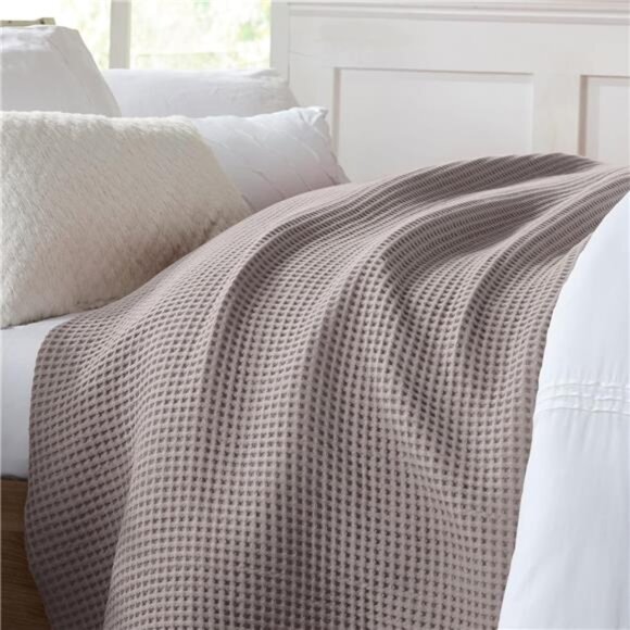 100% Cotton Waffle Weave Bed Blanket | Soft, Breathable, and Lightweight Blanket - Picture 5 of 8